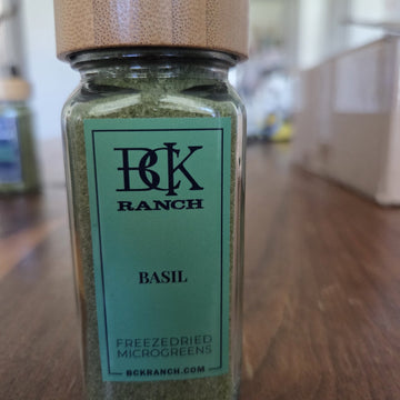 Freeze-Dried Basil Microgreens, Spice jar